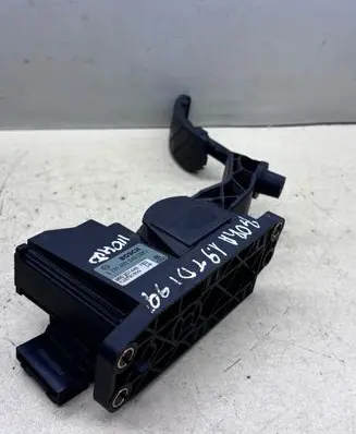 Volkswagen Bora Accelerator throttle pedal 0281002346 1J2721503