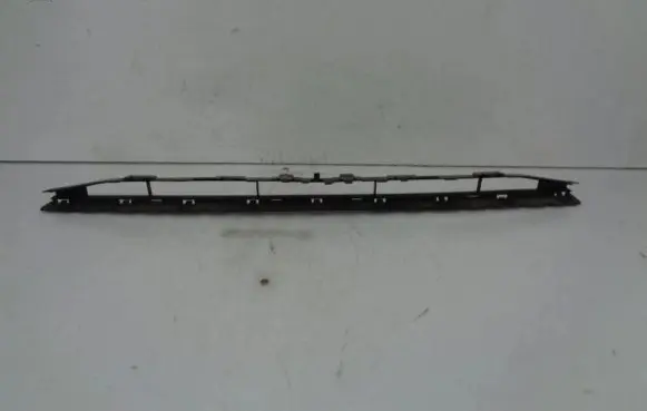 Audi A3 S3 8V Front bumper lower grill 8V5807647B