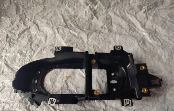 Audi A4 S4 B9 8W Gear shift cable bracket 8W1863531
