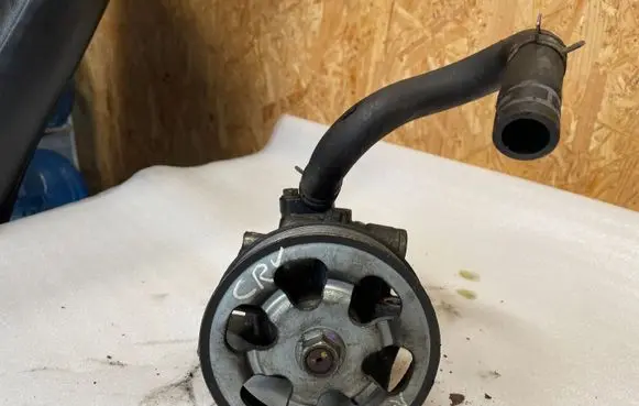 Hyundai Santa Fe Power steering pump 015803D
