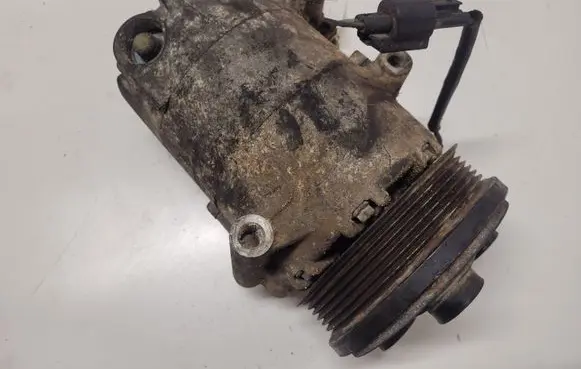 Ford Focus Air conditioning (A/C) compressor (pump) 3M5H19D629DD