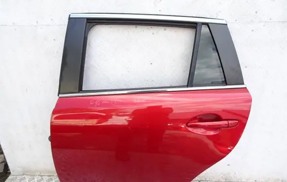 Mazda 6 Rear door sadf