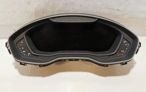 Audi A4 S4 B9 Speedometer (instrument cluster) 8W5920790B