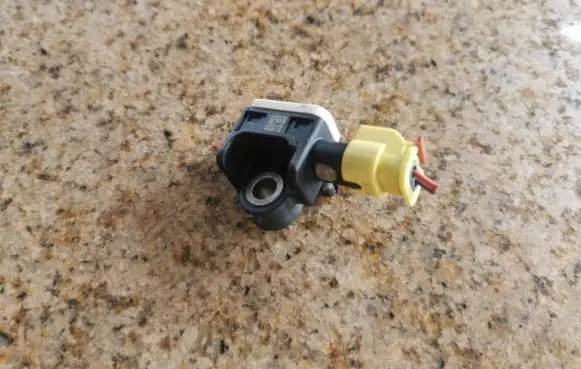 Audi A6 C7 Airbag deployment crash/impact sensor 4H0959651A