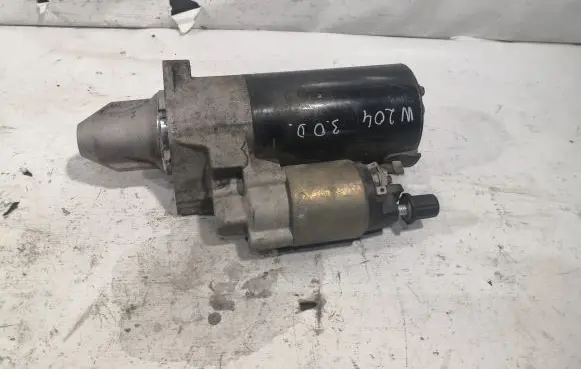 Mercedes-Benz C W204 Starter motor A0061516201 0001115072