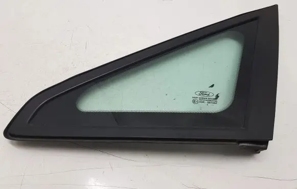 Ford Focus C-MAX Front triangle window/glass 