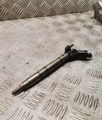 Audi A6 S6 C6 4F Fuel injector 059130277