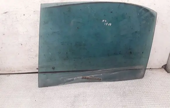 Rear door window glass