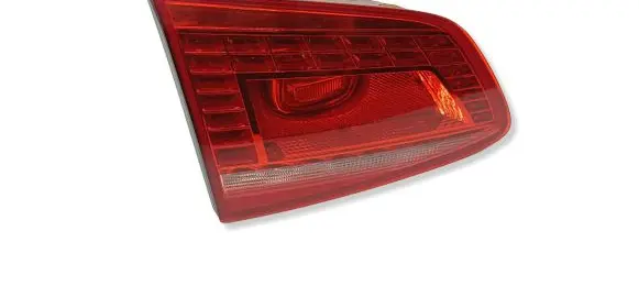 Volkswagen PASSAT B7 Tailgate rear/tail lights 3AE945307C
