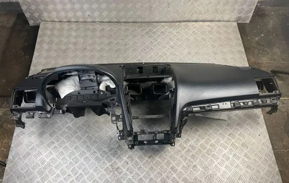 Subaru Forester SJ Dashboard