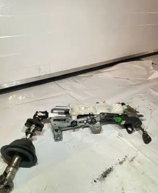 Steering wheel axle set