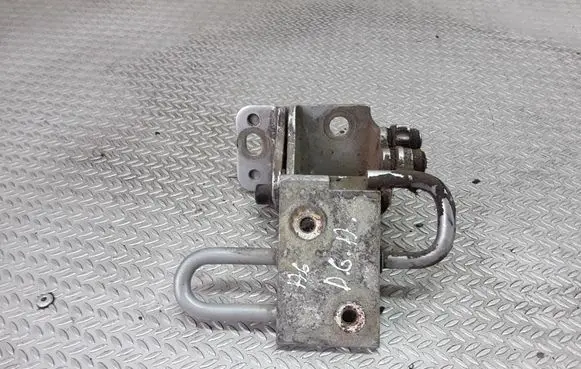Audi A6 S6 C6 4F Rear door lower hinge