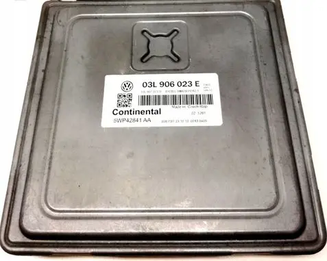 Volkswagen Polo V 6R Engine control unit/module 03L906023E 5WP42841AA