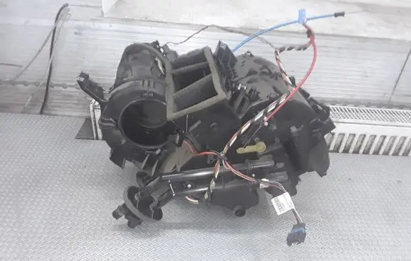 Peugeot 307 Interior heater climate box assembly 96575565XT
