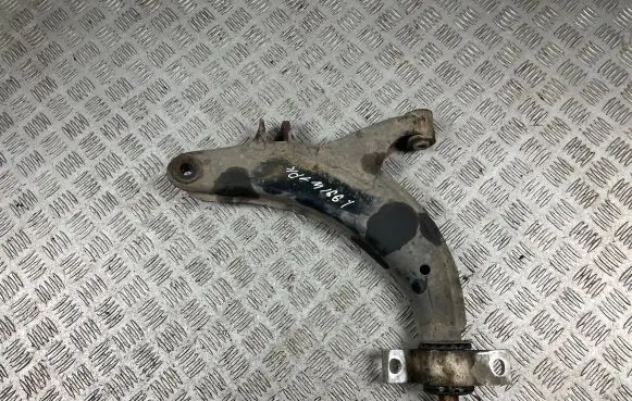 Subaru Impreza I Front lower control arm/wishbone
