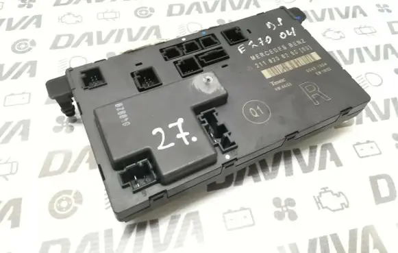 Mercedes-Benz C W203 Door control unit/module 2118208285