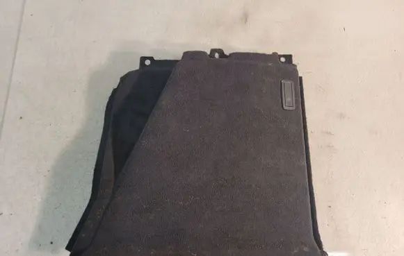Trunk/boot side trim panel