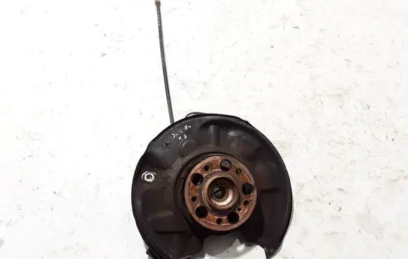 Mercedes-Benz SLK R171 Rear wheel hub A2033501308
