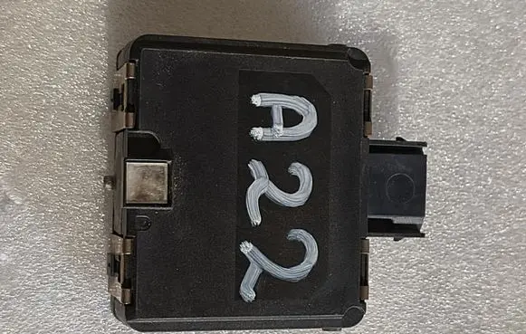 Volkswagen Caddy Distronic sensor radar 2K5907561C 7N0907572