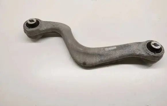 Land Rover Discovery Sport Rear control arm FK725B673AC GHTU51820308
