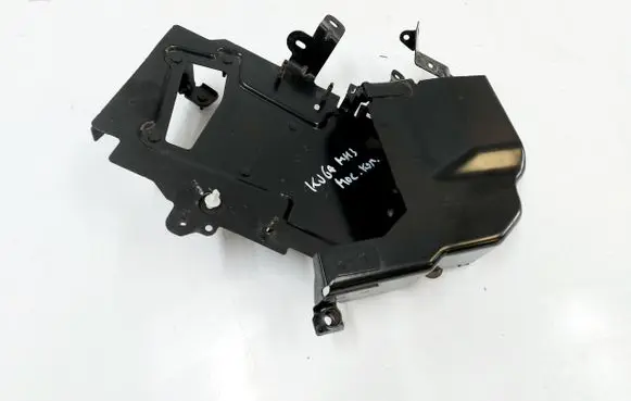 Ford Kuga III Engine control unit holder LX6112A692AF