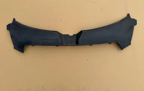 Audi A6 S6 C6 4F Radiator trim 4F0807081
