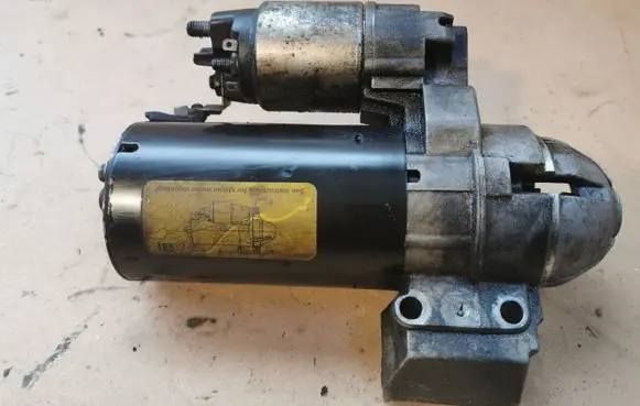 BMW 7 F01 F02 F03 F04 Starter motor 7801203