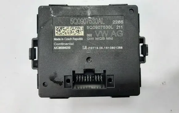 Volkswagen PASSAT B8 Gateway control module 5Q0907530AL