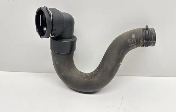 Opel Astra K Engine coolant pipe/hose 13373153 565563897