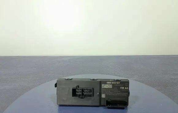 Audi Q7 4M Comfort/convenience module 4M8959107