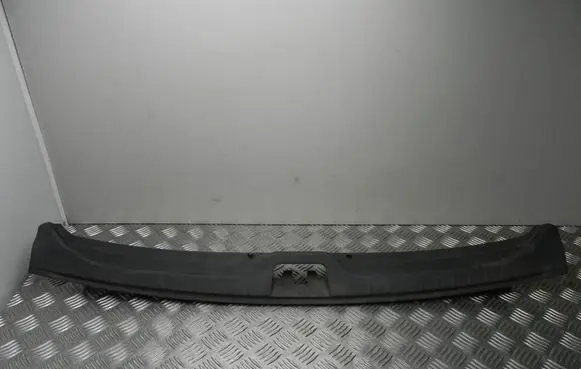 Volvo XC60 Rear sill trim cover 30740438 T511