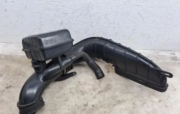 BMW X3 F25 Air intake hose/pipe 8512249