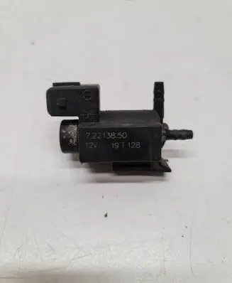 Opel Zafira A Turbo solenoid valve 72213850 19T128