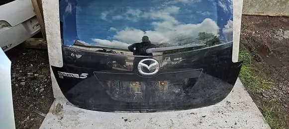Mazda 5 Tailgate/trunk/boot lid 