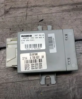 BMW 5 F10 F11 Air suspension control unit module (rear) 4461500630 6798937 004002000