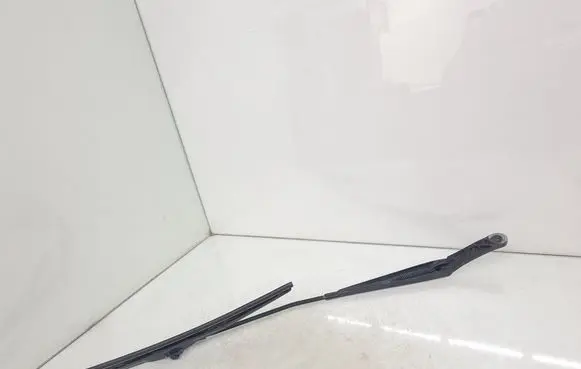 Skoda Octavia Mk2 (1Z) Front wiper blade arm 1Z1955410