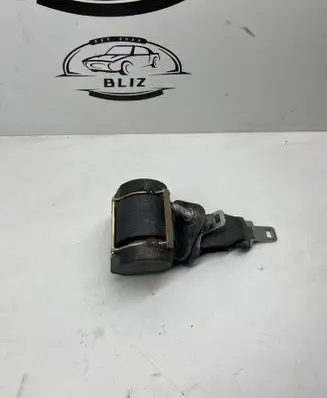 Renault Scenic II - Grand scenic II Rear seatbelt 8200480027 9092005
