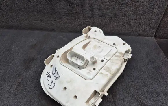 Audi A6 S6 C6 4F Tail light bulb cover holder 4F5945221C ZB436071 ZB436073