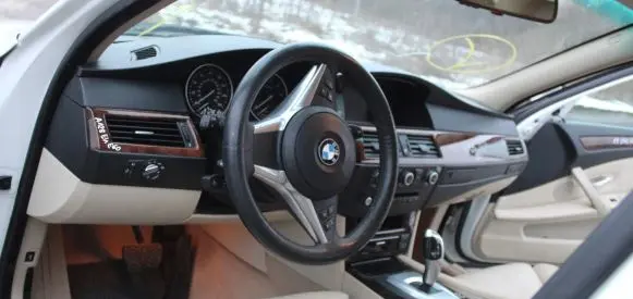 BMW 5 E60 E61 Dashboard