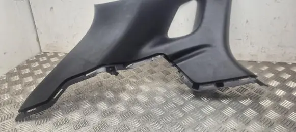 BYD Atto 3 (D)pillar trim (top) SC2E5402310