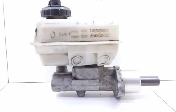 Renault Espace III Master brake cylinder 7700823486 7700823487