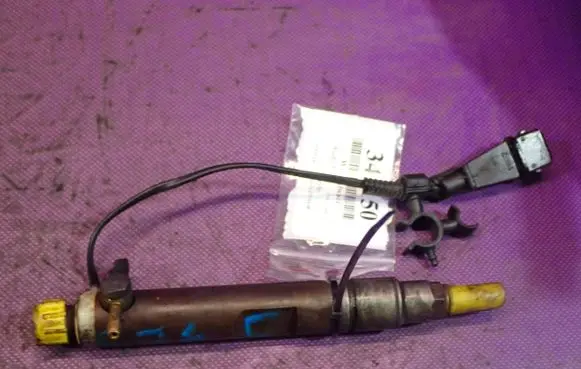 Audi A3 S3 8L Fuel injector 028130201S