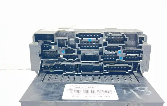 Mercedes-Benz CLK A209 C209 Fuse box set 2095451401 5DK00848512