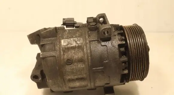 Opel Movano B Air conditioning (A/C) compressor (pump) 8200848916B
