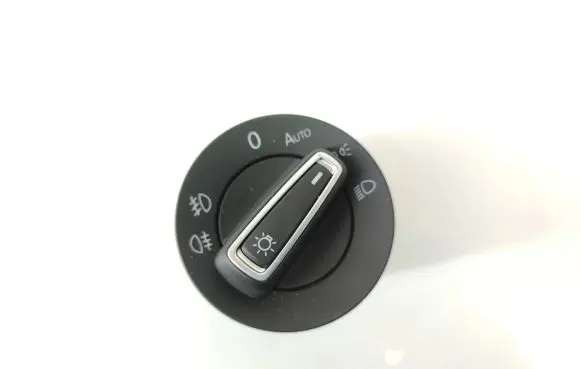 Volkswagen Polo V 6R Light switch 5G091431