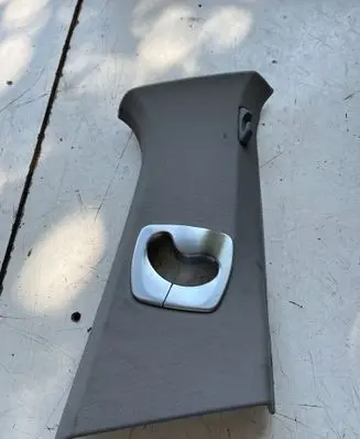 BMW 5 F10 F11 (B) pillar trim (top) 9116350 52107010