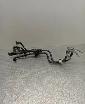 KIA Sportage Fuel injector supply line/pipe NEQB0089