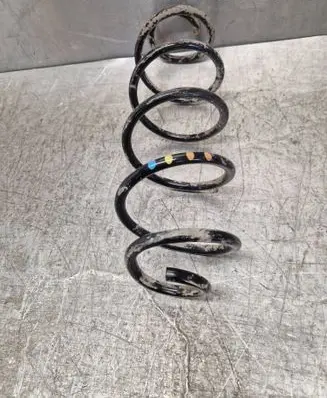 Peugeot 3008 II Rear coil spring 