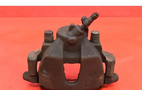 Ford C-MAX I Front brake caliper 