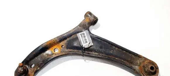 Toyota Yaris Front lower control arm/wishbone 
